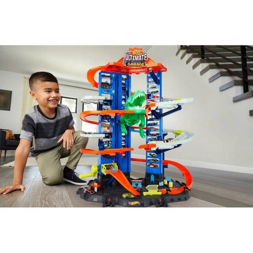 Набор игровой Hot Wheels Сити Невообразимый гараж с тиранозавром